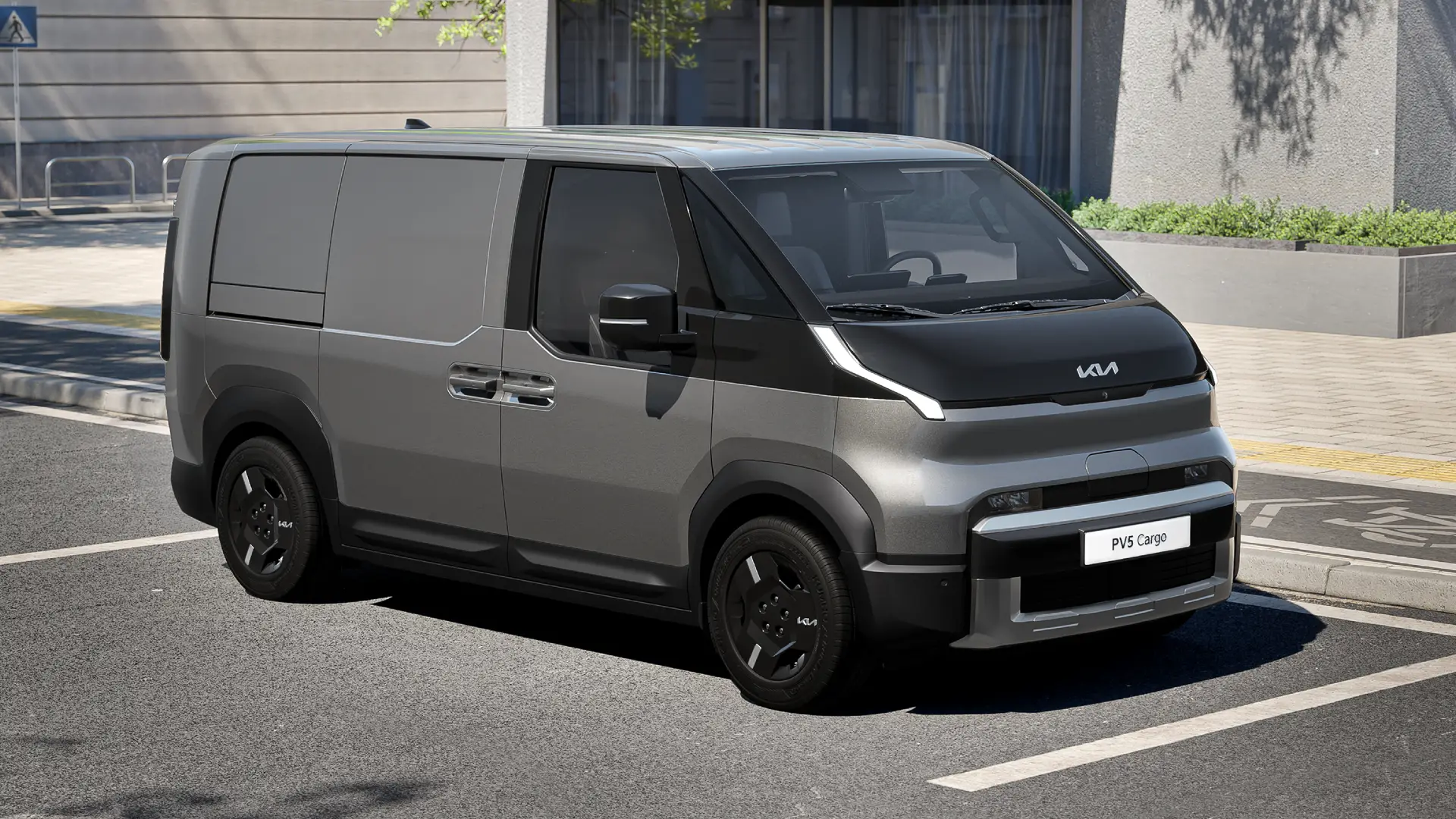 Vue extérieure d'un Kia PV5 fourgon blanc, mettant en avant ses lignes modernes et son design fonctionnel.