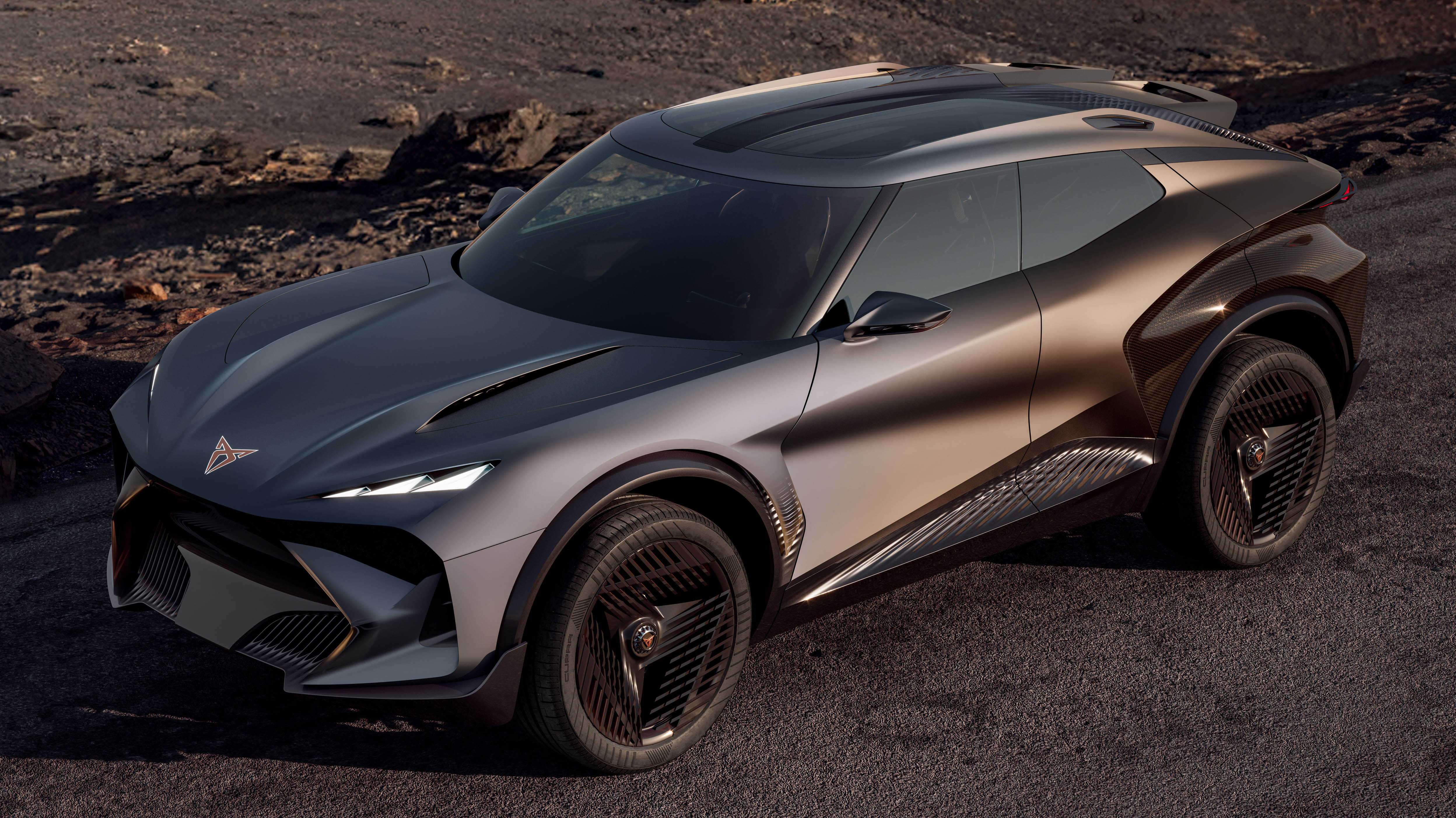 Image du concept-car Cupra Tindaya, un SUV électrique futuriste et sportif.