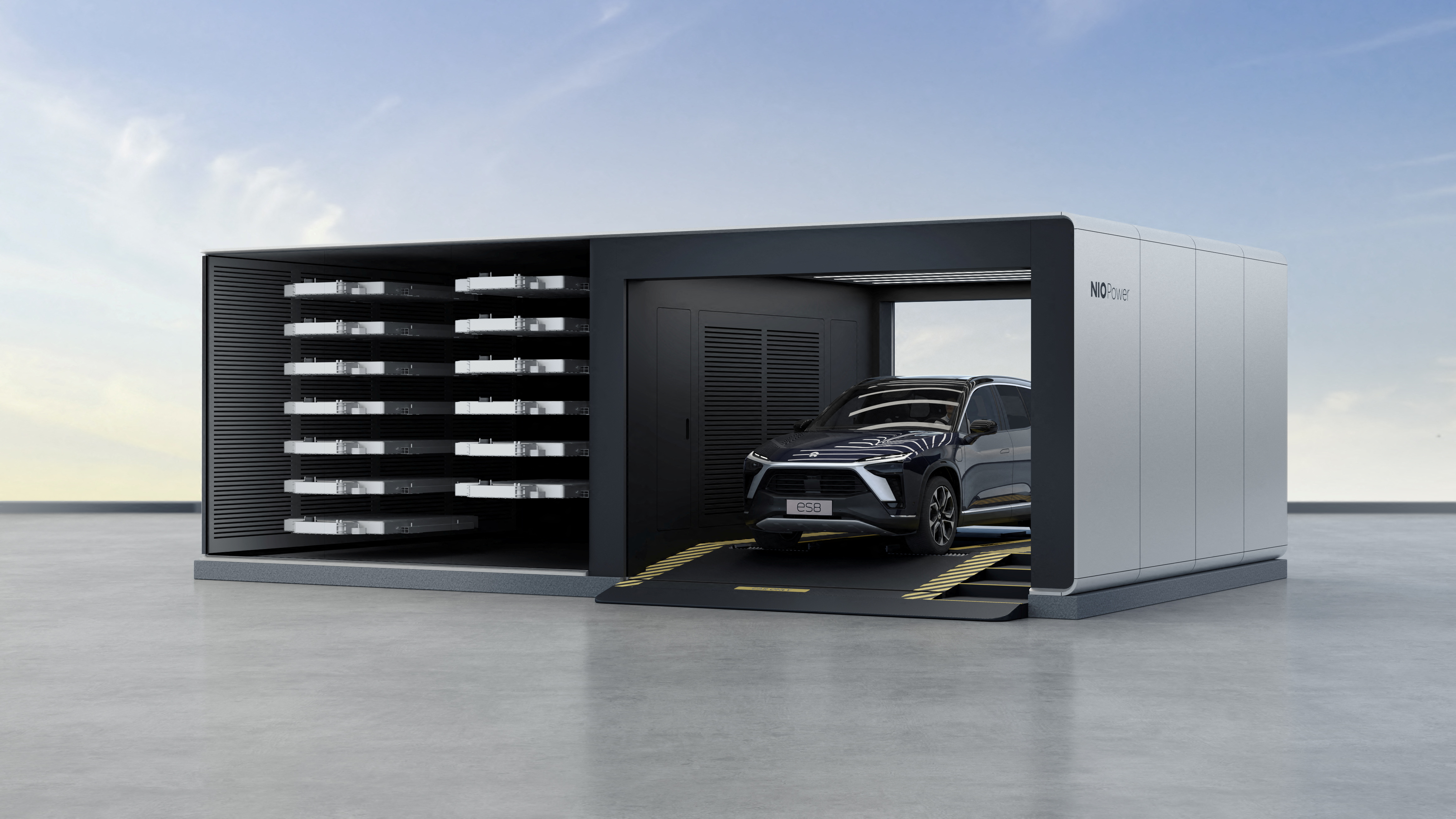 Image d'une station d'échange de batteries futuriste avec des bras robotiques remplaçant la batterie d'une voiture électrique.
