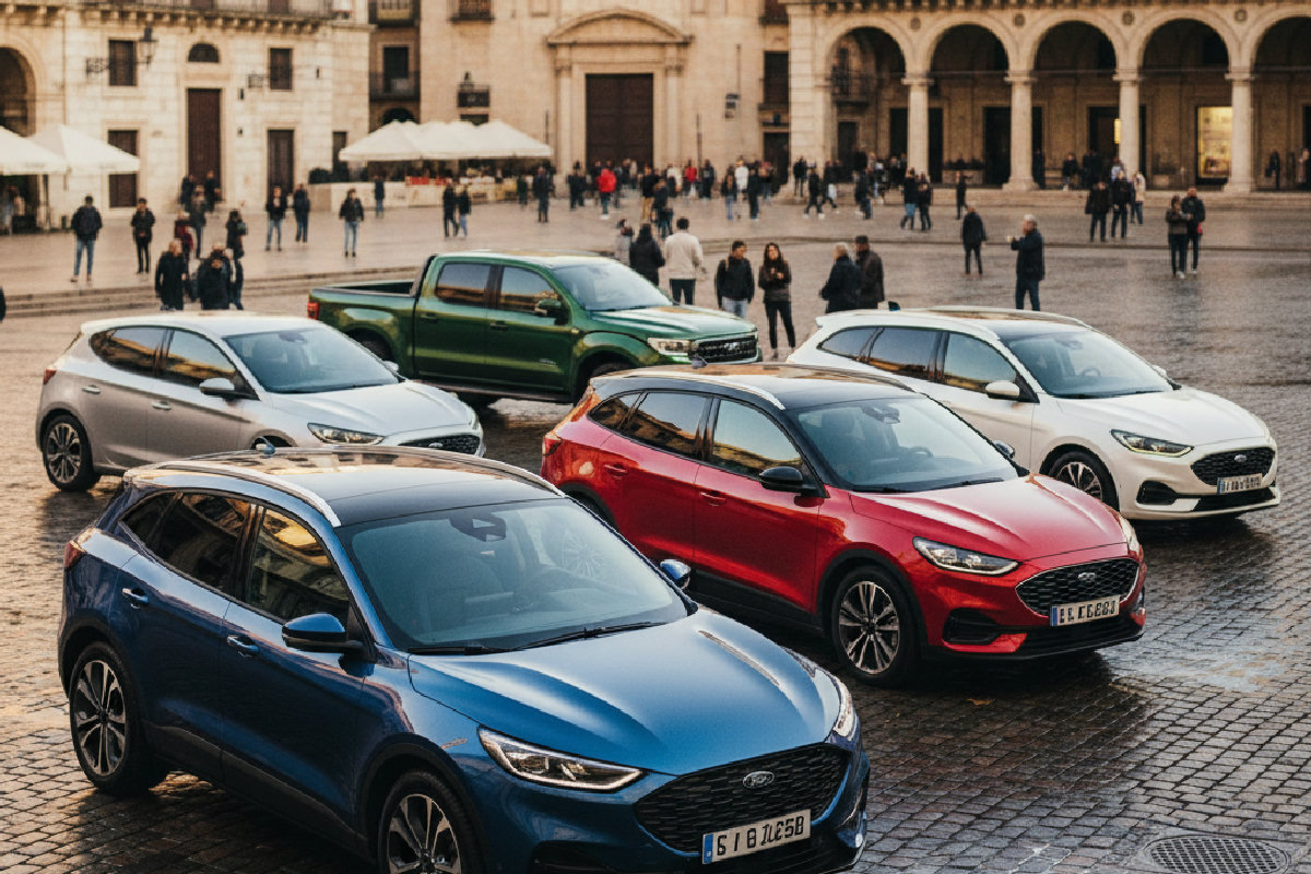Ford accélère en Europe : cinq nouveaux modèles électriques et hybrides pour reconquérir le marché