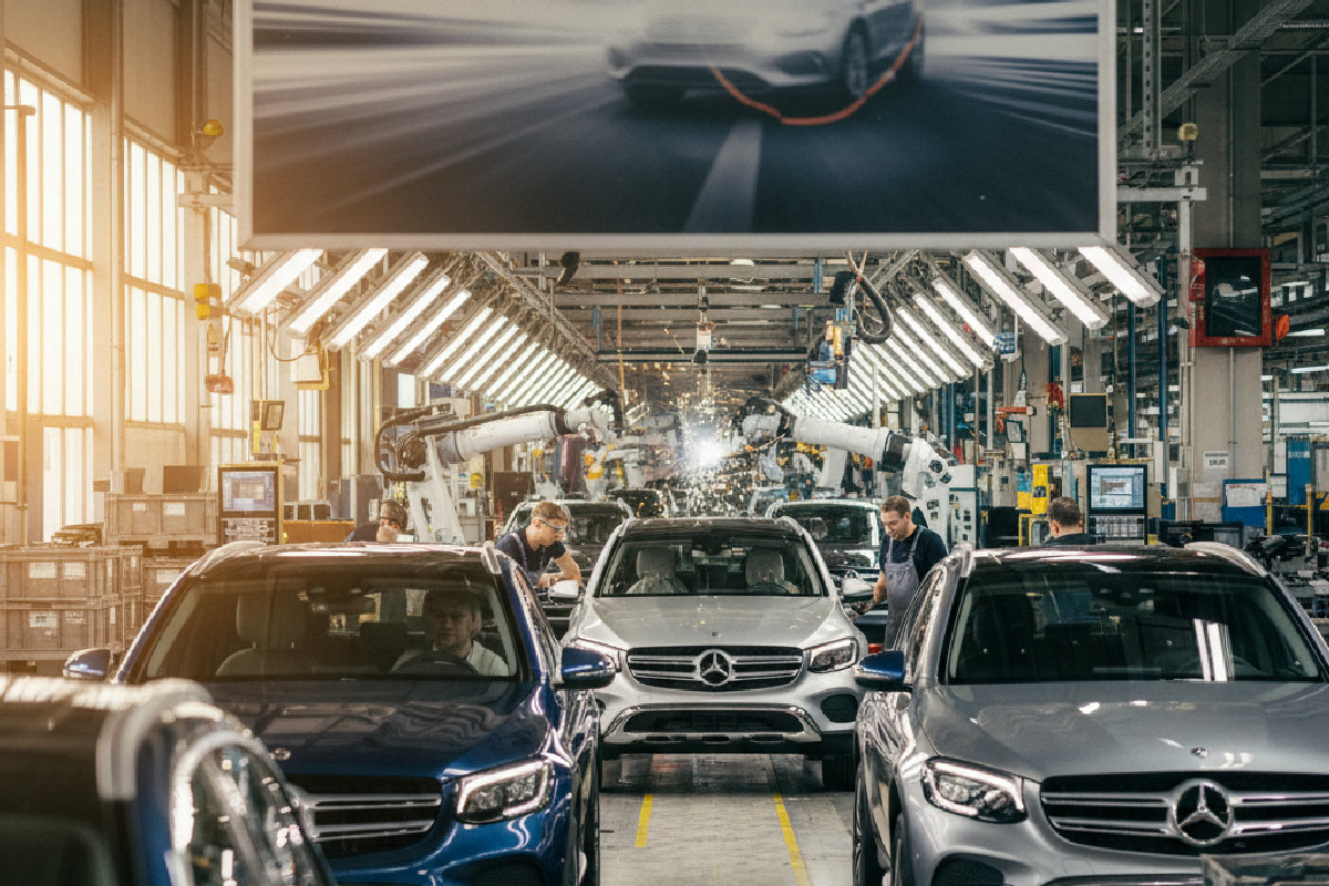 Mercedes GLC électrique : la production s'accélère face à un succès record