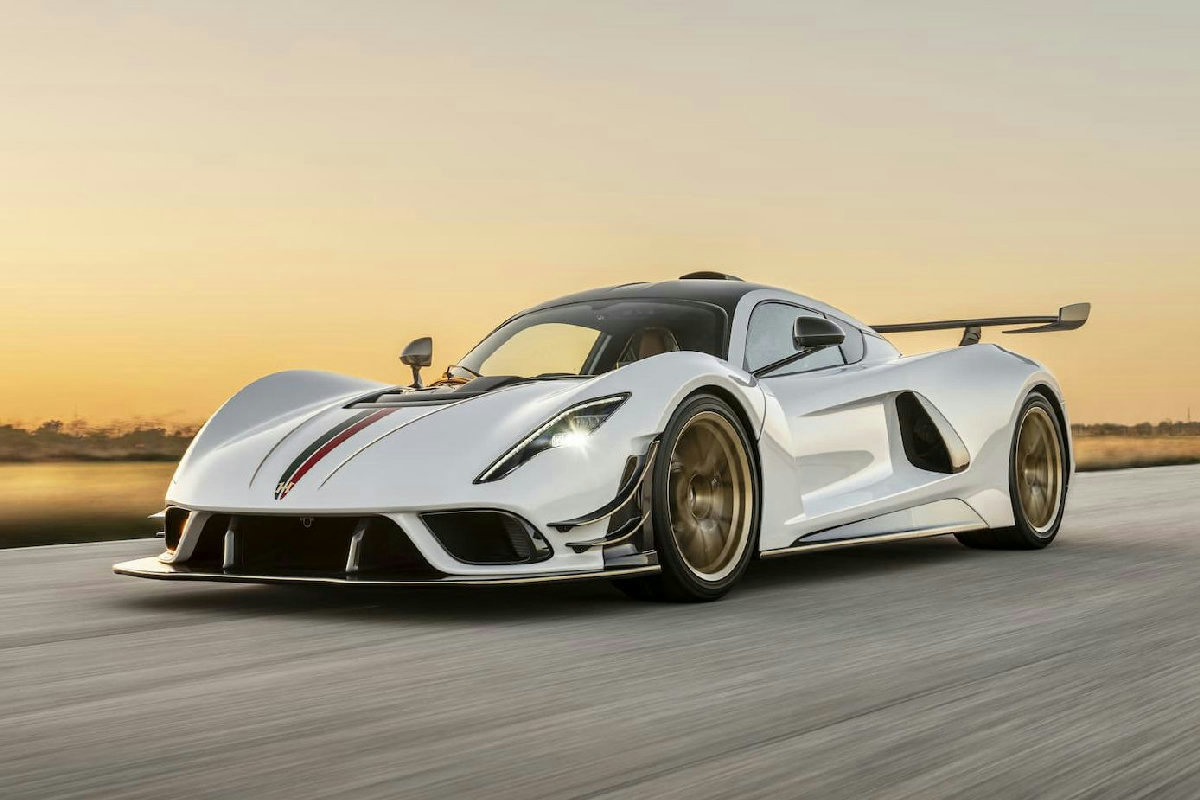 Hyperrcar Hypercar Lifestyle : La Location d'Expériences Révolutionne le Monde ...