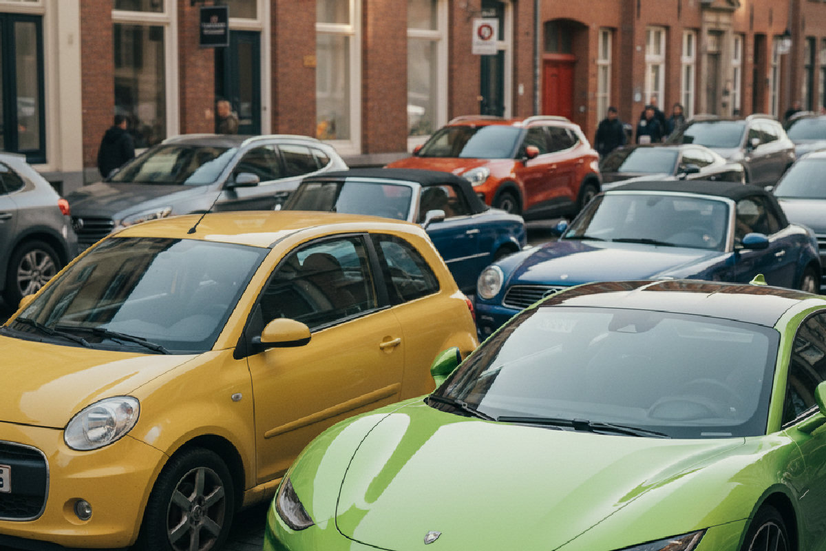 Couleurs auto : le gris en perte de vitesse, vers une explosion de couleurs vives ?